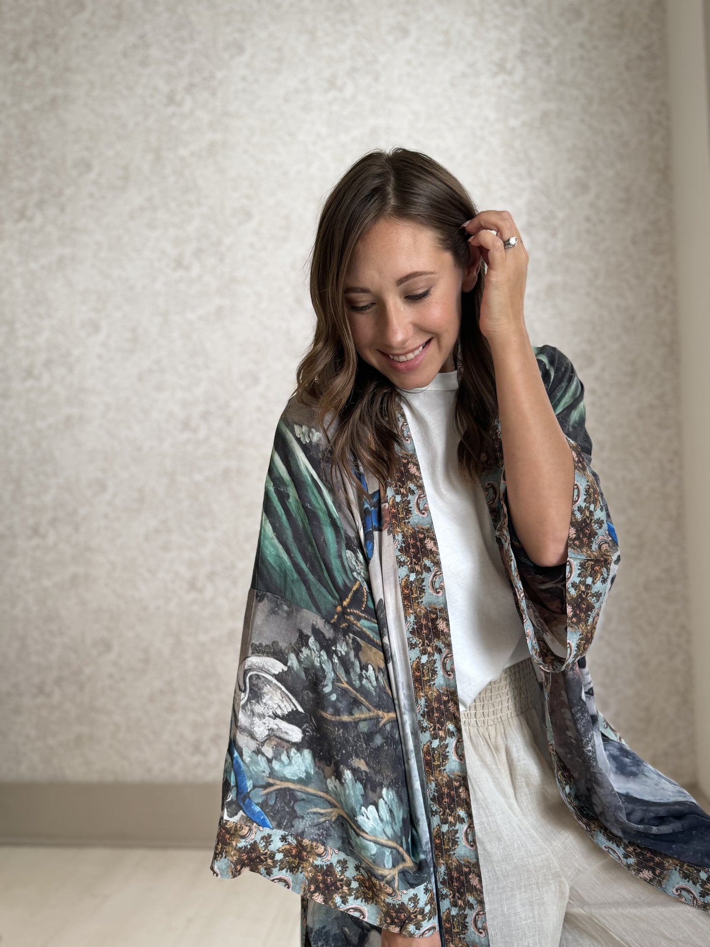 Theatre Of Dreams Kimono
