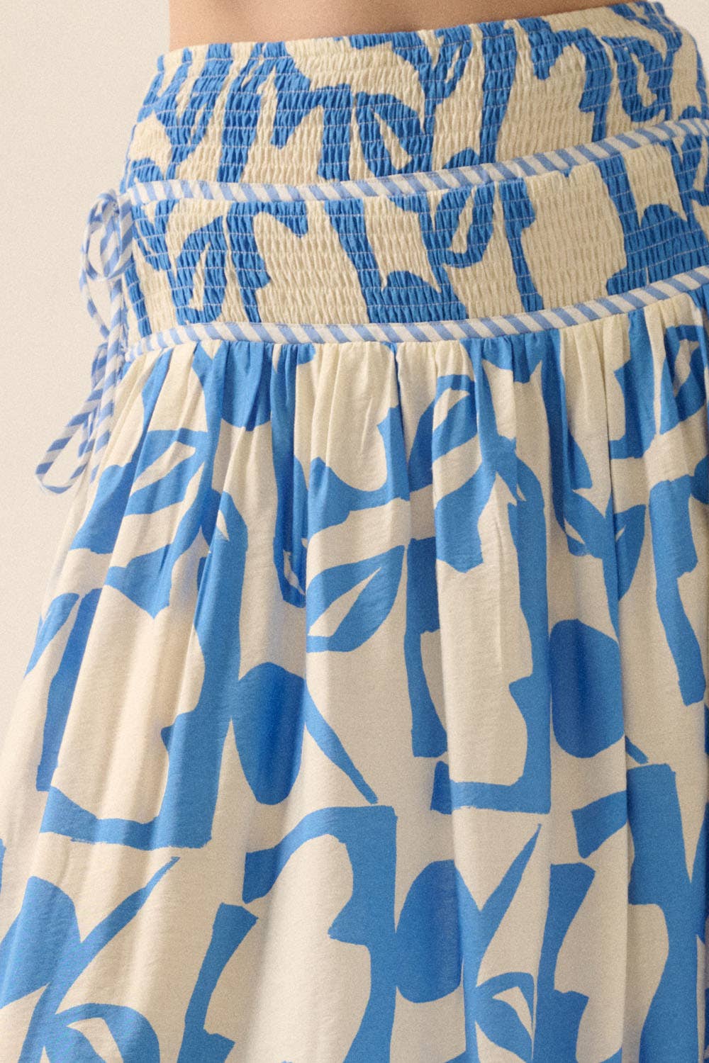 Abstract Floral-Print Tiered-Waist Maxi Skirt