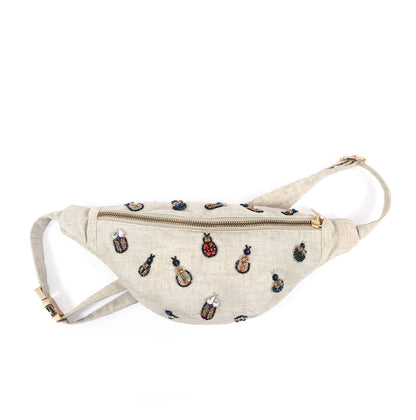 Bugs sling bag