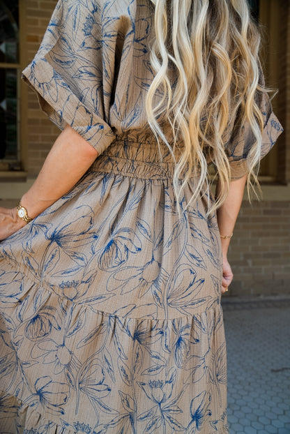VINTAGE INSPIRED TEXTURED FLORAL MAXI DRESS WITH DOLMAN SLVS