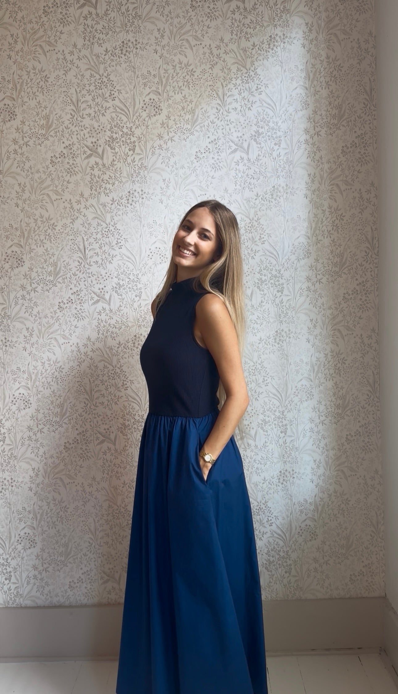 Grady Sleeveless Midi Dress