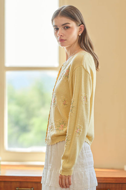 Scalloped Hem Cardigan with Floral Embroidery