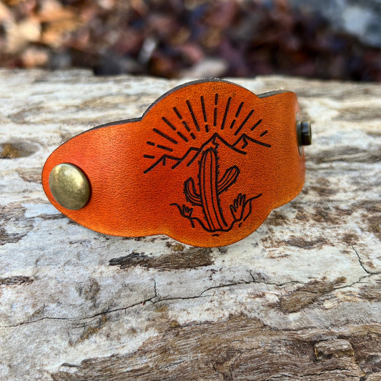 Bandana Slide - Antiqued Saddle Tan Leather - Southwest