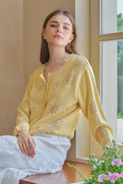 Scalloped Hem Cardigan with Floral Embroidery