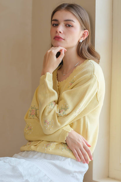 Scalloped Hem Cardigan with Floral Embroidery